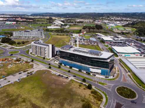 Neighbour with Auckland Council