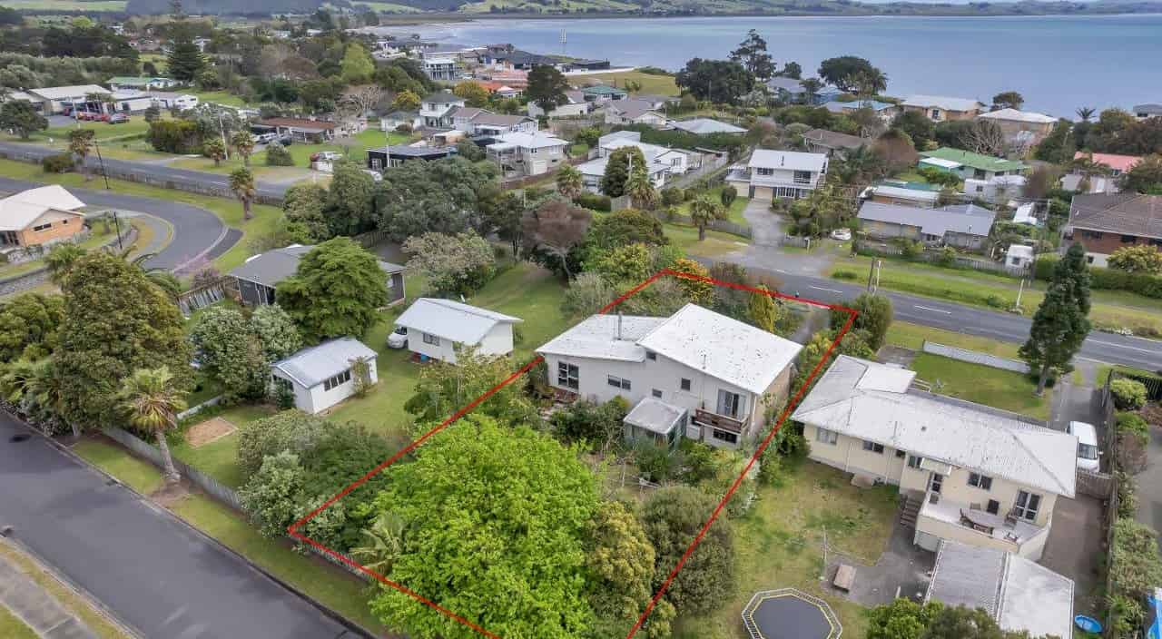277 One Tree Point Road, One Tree Point, Whangarei For Sale