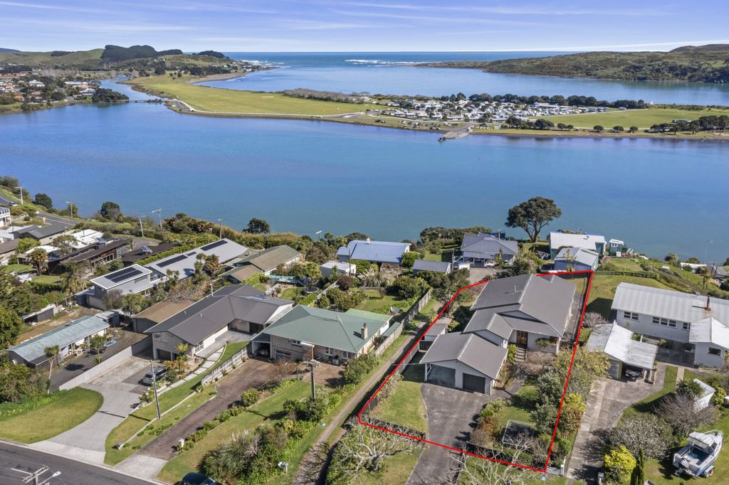 Property value 20 Norrie Avenue, Raglan realestate.co.nz