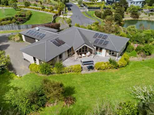 13 Kerema Way, Albany