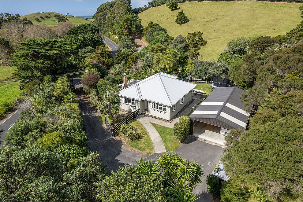 1692 Pataua North Road, Pataua North, Whangarei, Northland, 0175 For