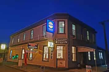 Freehold Going Concern with circa 17% yield