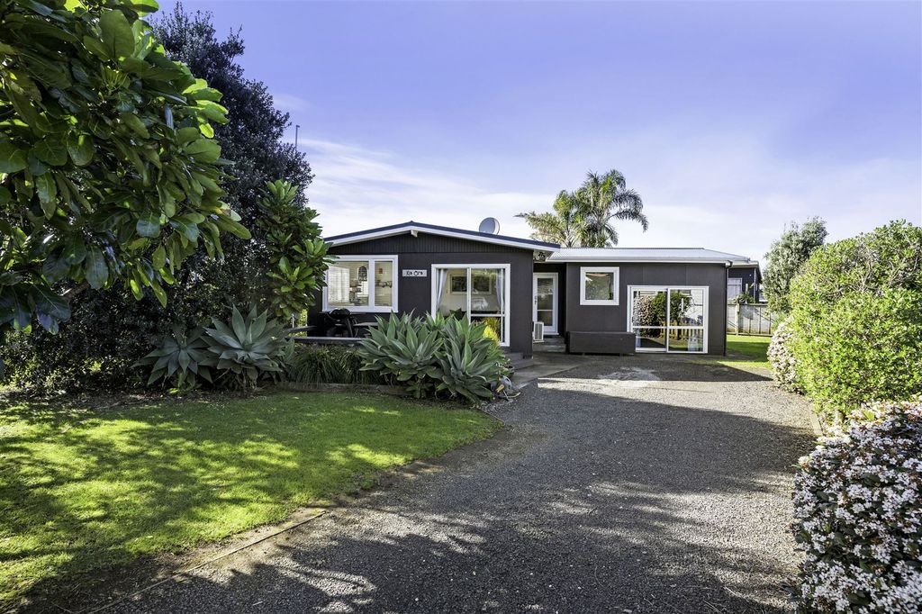 Property value 17 Leo Street, Waihi Beach realestate.co.nz