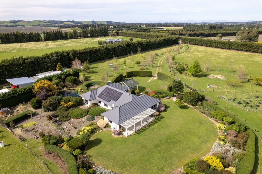 Property value 342 Innes Road, Amberley realestate.co.nz