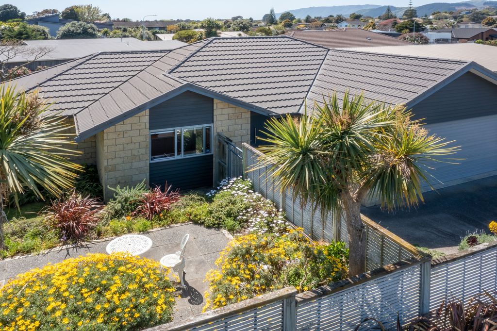 Property value 4 Beckett Lane, Raumati Beach realestate.co.nz