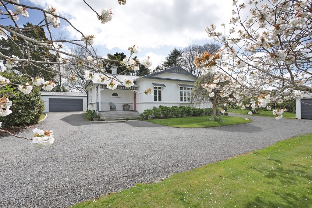 Property value 12 Wanganui Road, Marton realestate.co.nz