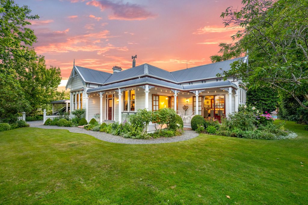 Property value 33 Hammerichs Road, Rapaura realestate.co.nz