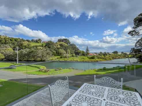 5 Te Mata Creek Road, Te Mata