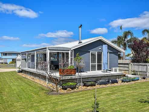 56 Kowhai Avenue, Kaiaua