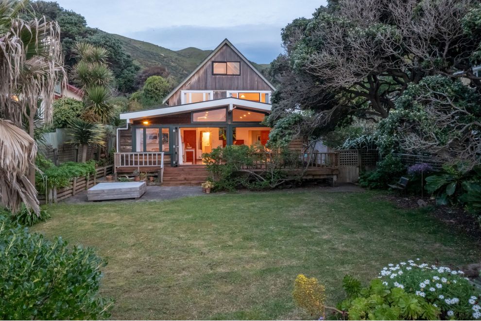 16 Ames Street, Paekakariki, Kapiti Coast, Wellington, 5034 For Sale