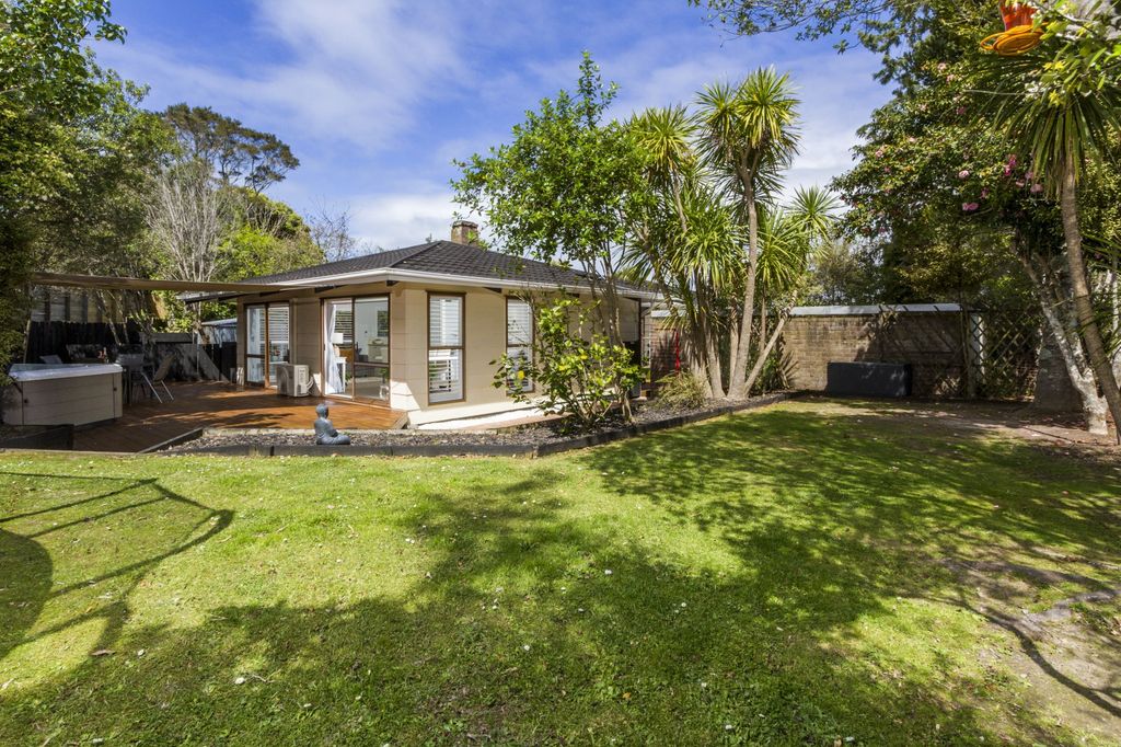 Property value 18 Flavia Close, Torbay realestate.co.nz