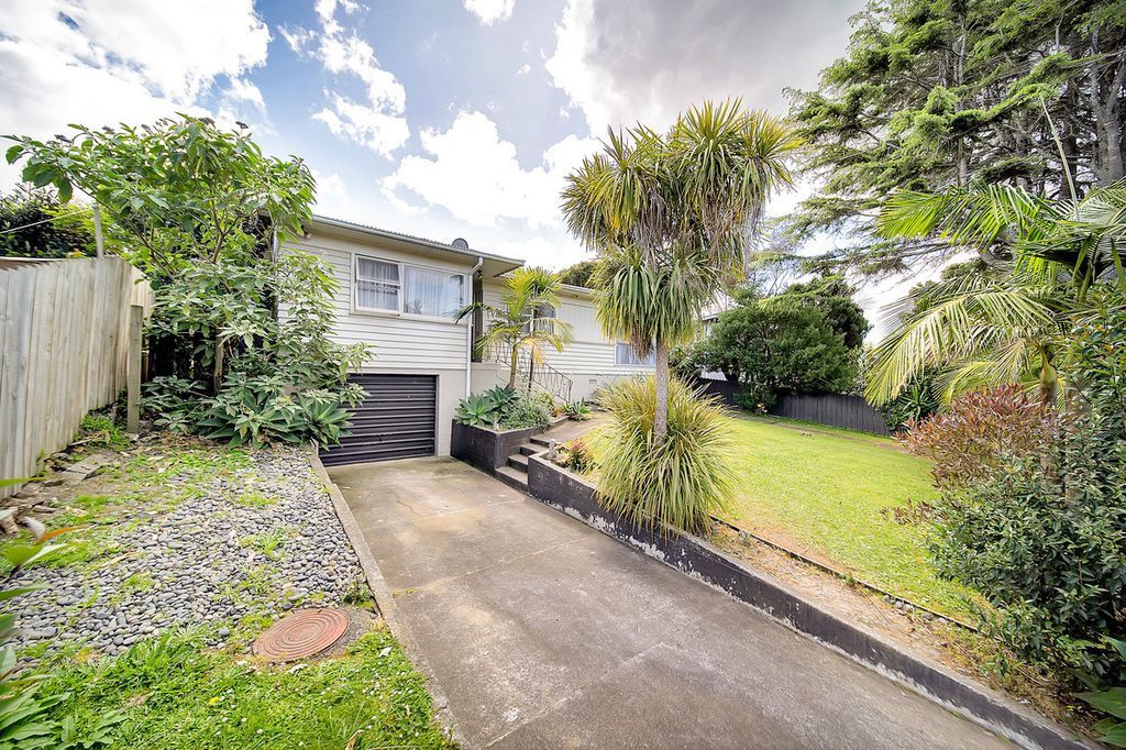 Property value 4 Burndale Terrace, Manurewa realestate.co.nz