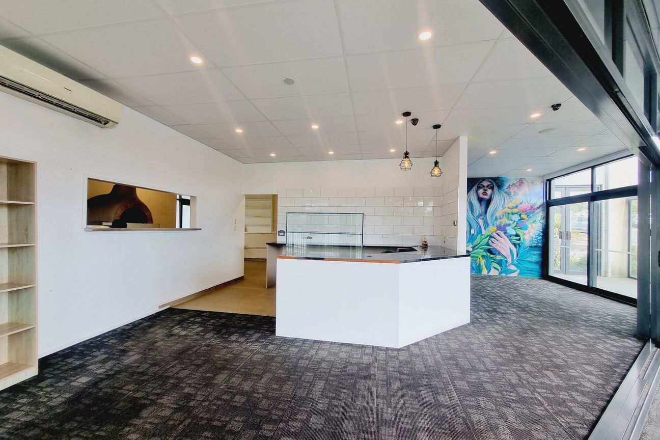 MODERN BLANK CANVAS IN SILVERDALE HUB - More