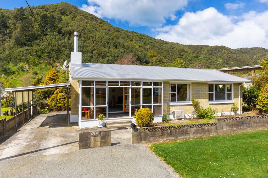 Property value 70 Devon Street, Picton realestate.co.nz