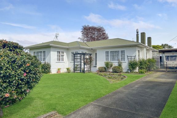 Property value - 38 Queen Street, Dannevirke - realestate.co.nz