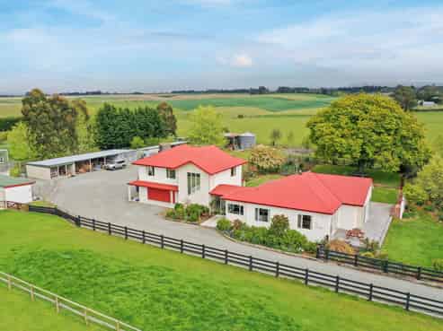 331 Fairview Road, Fairview