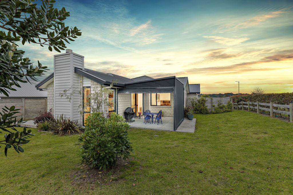 Property value 1 Kia Kaha Drive, Snells Beach realestate.co.nz