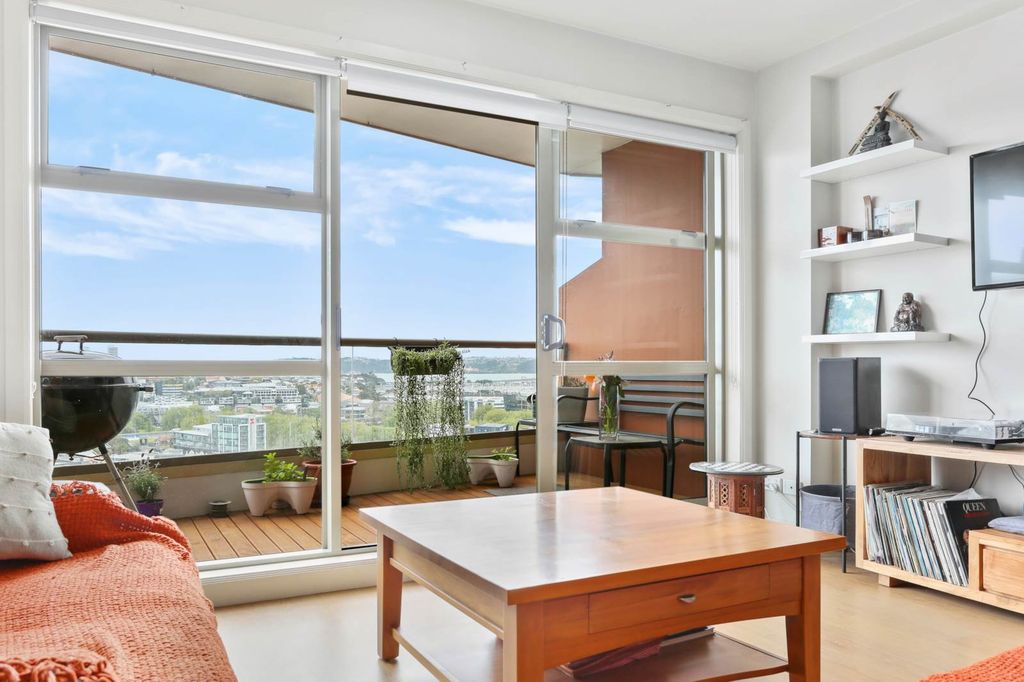 Property value 10/125A Hobson Street, Auckland Central realestate.co.nz