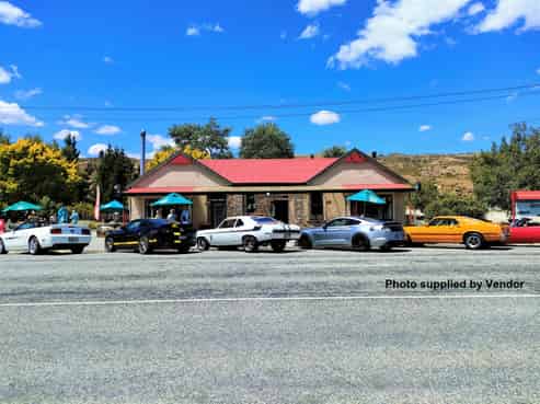 Tavern On The Trail