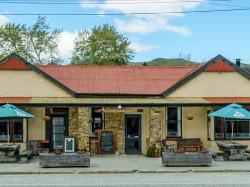 Tavern On The Trail
