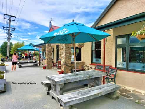 Tavern On The Trail
