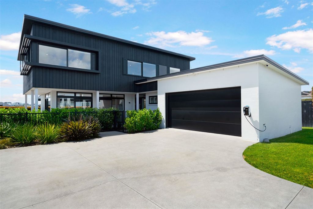Property value 63 Harris Drive, Silverdale realestate.co.nz