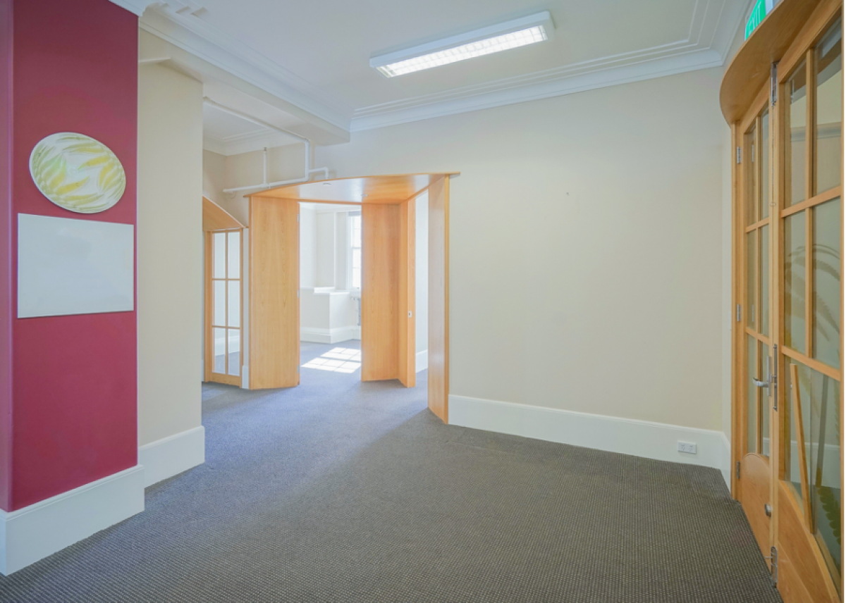330 Lambton Quay (Level 6 and 7 - 151.30sqm) – další