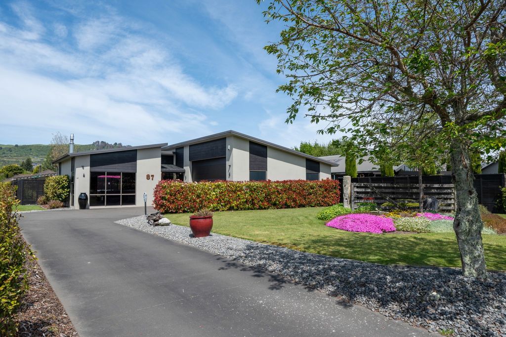 Property value 87 Lisland Drive, Kinloch realestate.co.nz