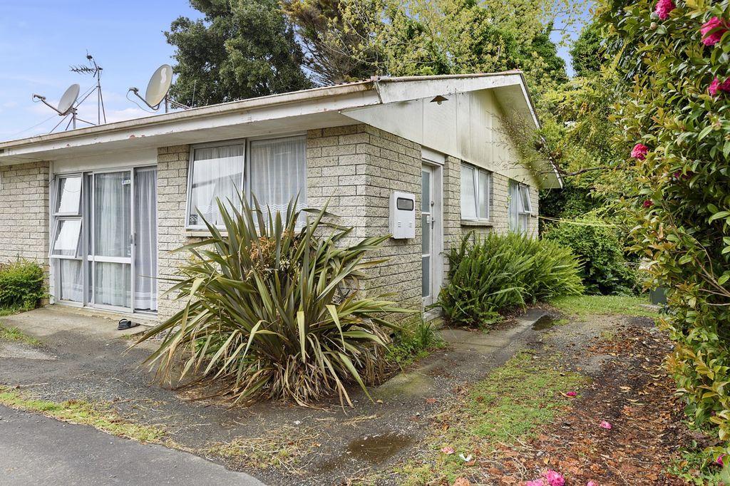 Property value 25B Resthill Crescent, Glenview realestate.co.nz