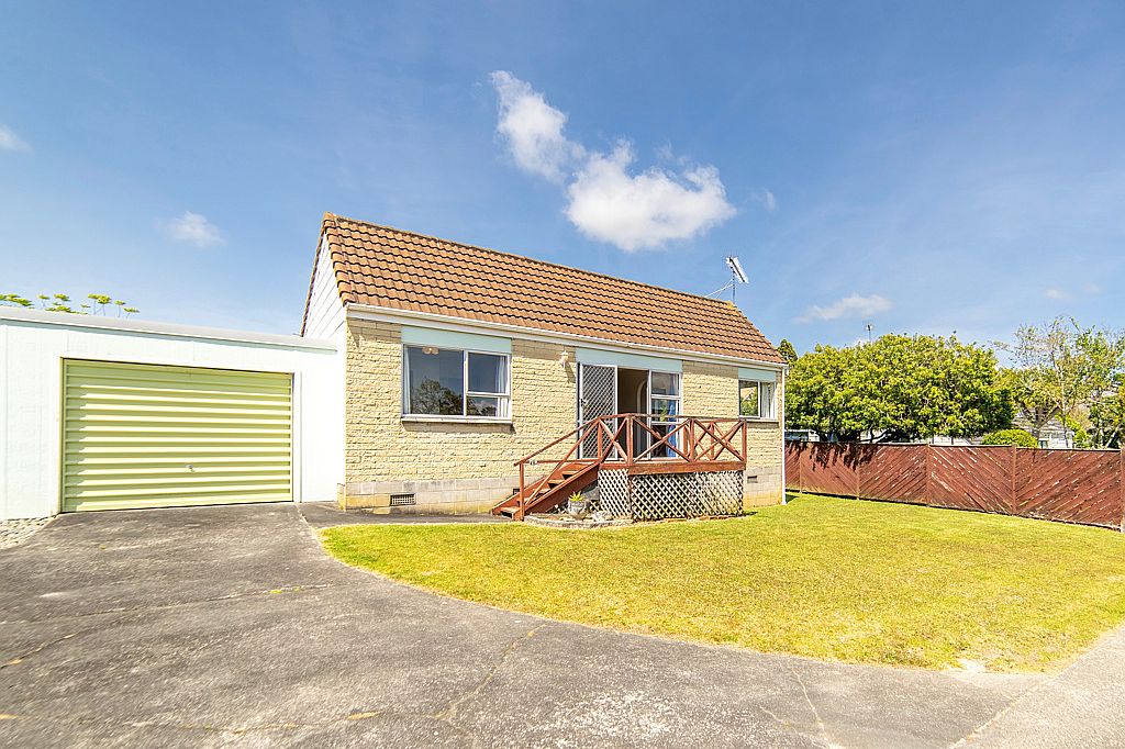 Property value 1/48 Halberg Street, Glenfield realestate.co.nz