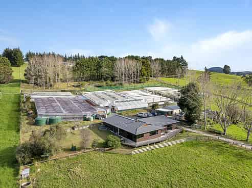 413 Otaika Valley Road, Otaika