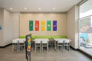 Price reduced! Motivated vendors - act now!