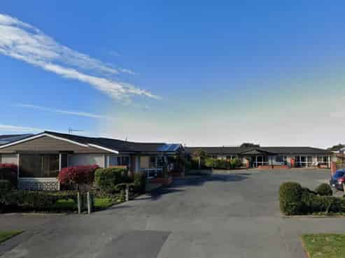 Well Presented & Located - 8 Unit FHGC Motel