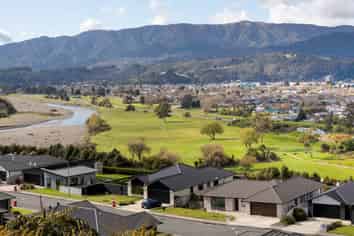 9 Lila Gillies Lane, Riverstone Terraces