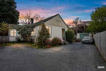 1248 High Street, Taita