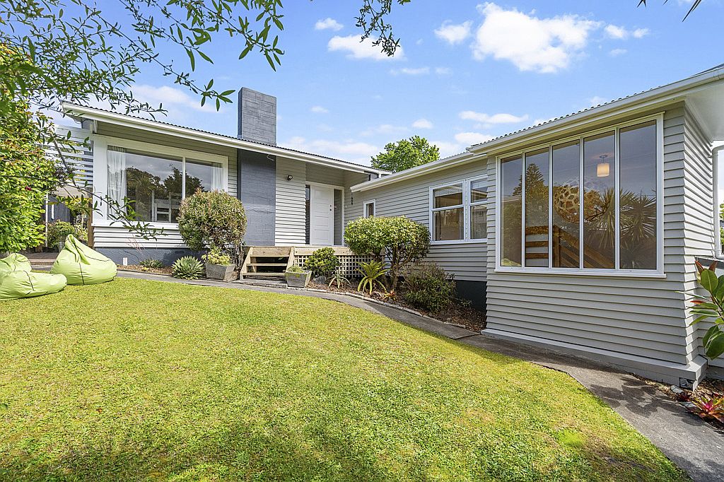 Property value 58 Kinross Street, Blockhouse Bay realestate.co.nz