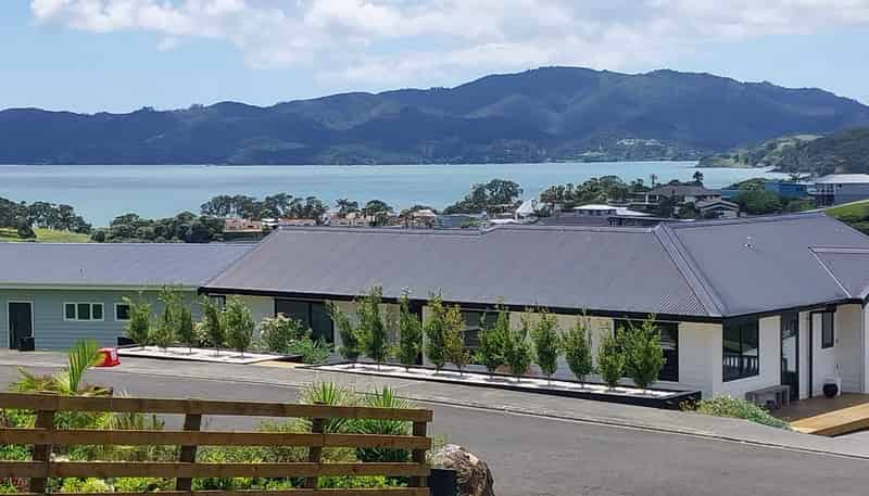 10 Banksia Road, Cable Bay