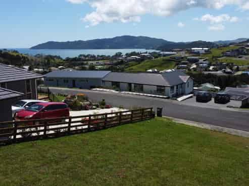 10 Banksia Road, Cable Bay