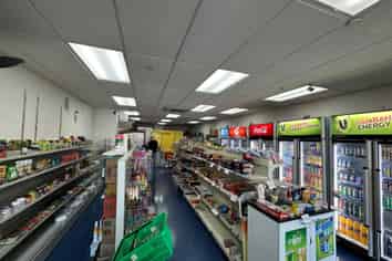 Millennium Precinct Retail on Great South Road