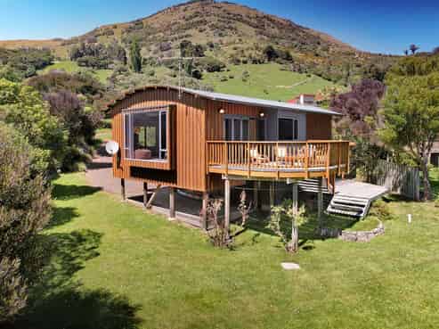 66 Lukes Road, Little Akaloa