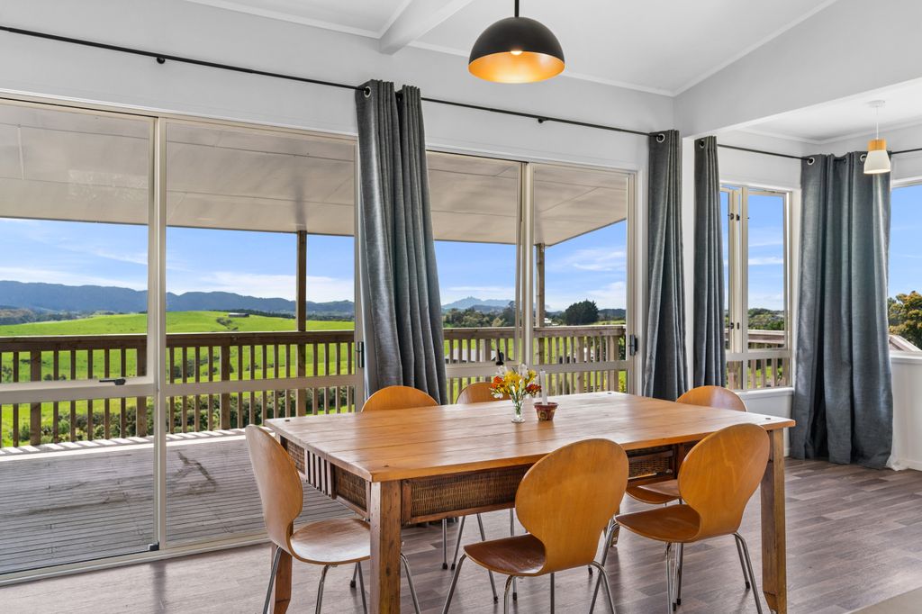 Property value 957 Kaiwakamangawhai Road, Kaiwaka realestate.co.nz