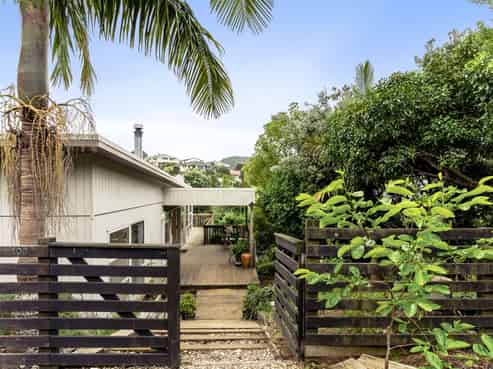 108 The Grove, Onemana