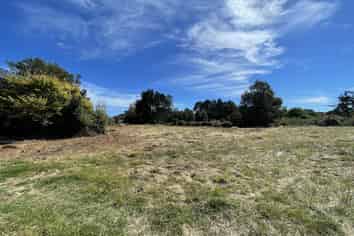Golden Triangle within a Strategic Kapiti Location