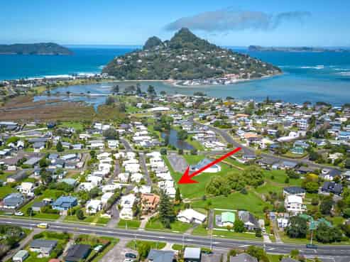 12 Garden Grove, Tairua