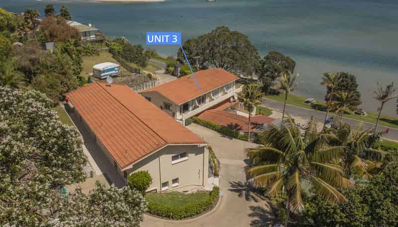 3/10 The Esplanade, Tairua