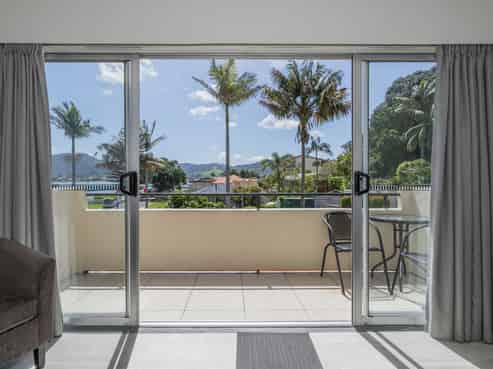3/10 The Esplanade, Tairua