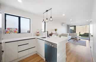 3/10 Ayr Road, Pakuranga Heights