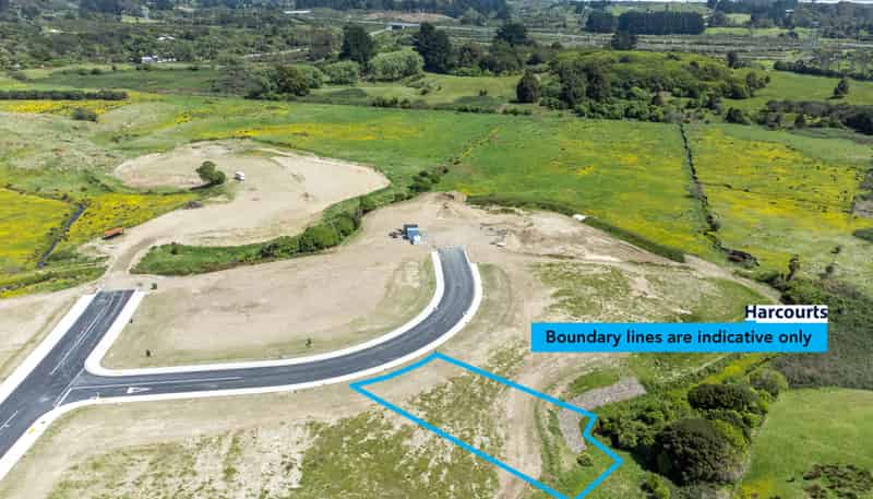 8 Kotuku Ngutupapa Way, Waikanae