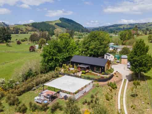 3 Cozens Road, Dovedale