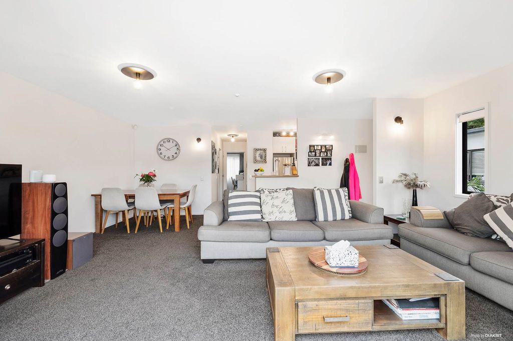 Property value 18/92 Bush Road, Albany realestate.co.nz